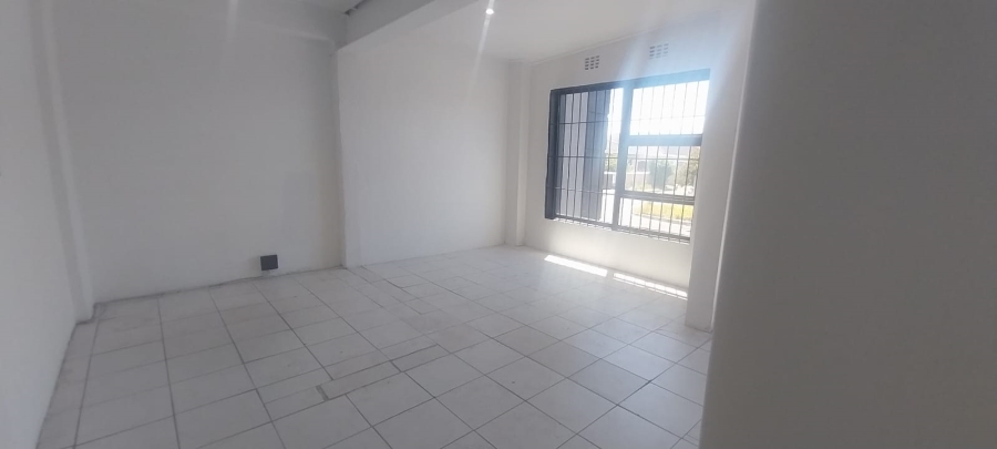 To Let commercial Property for Rent in Kensington Western Cape